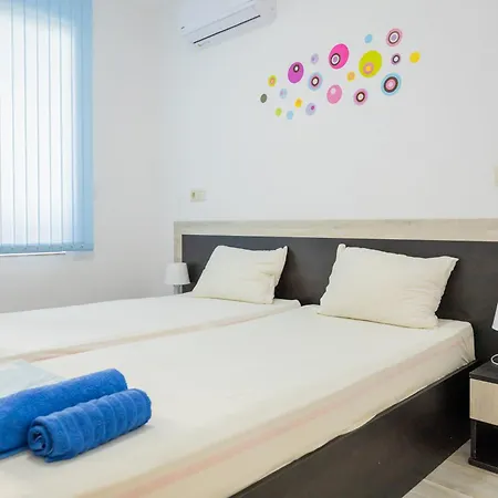 Marea 1 Поморие